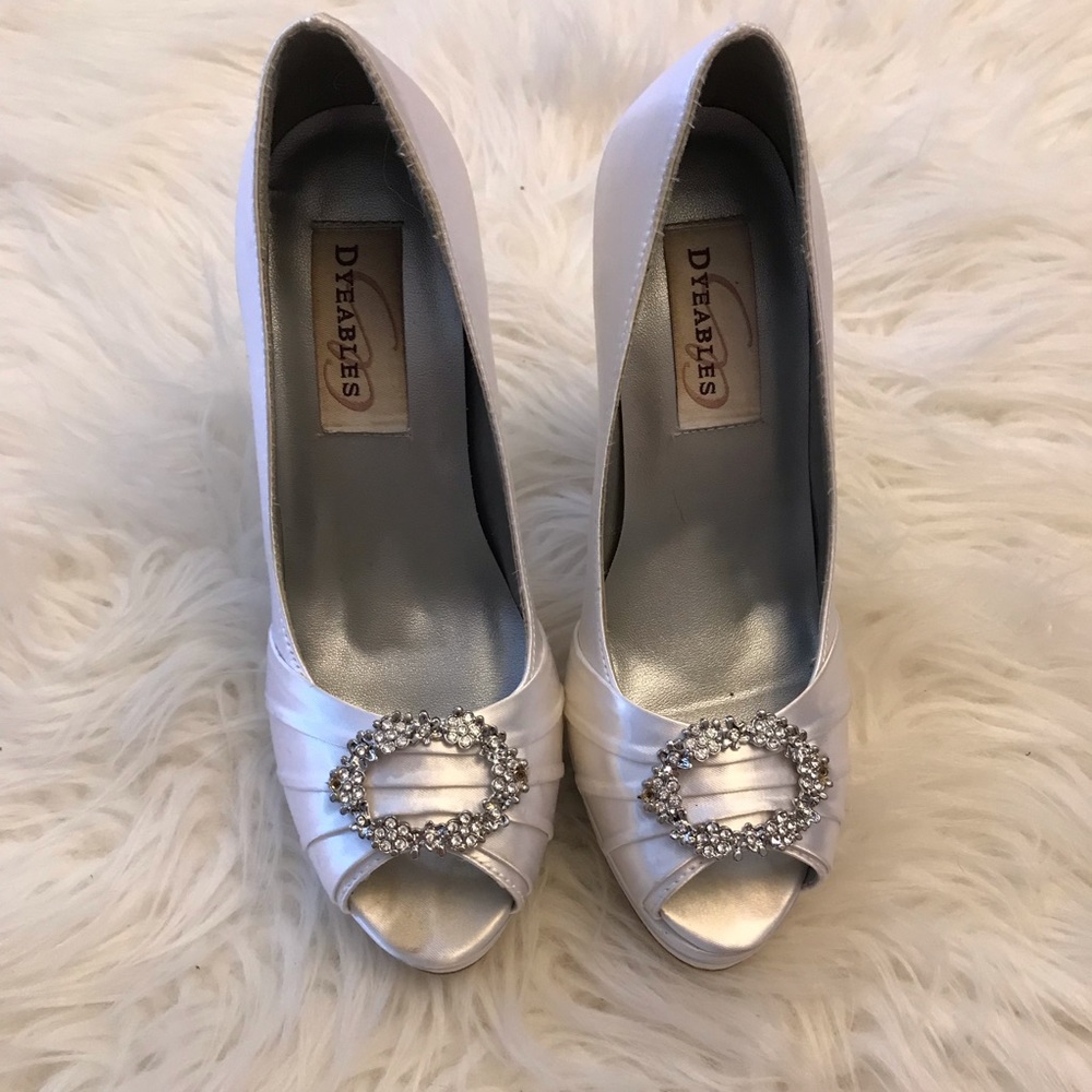 Dyeables Gianna White Satin Peep Toe Pump 5.5